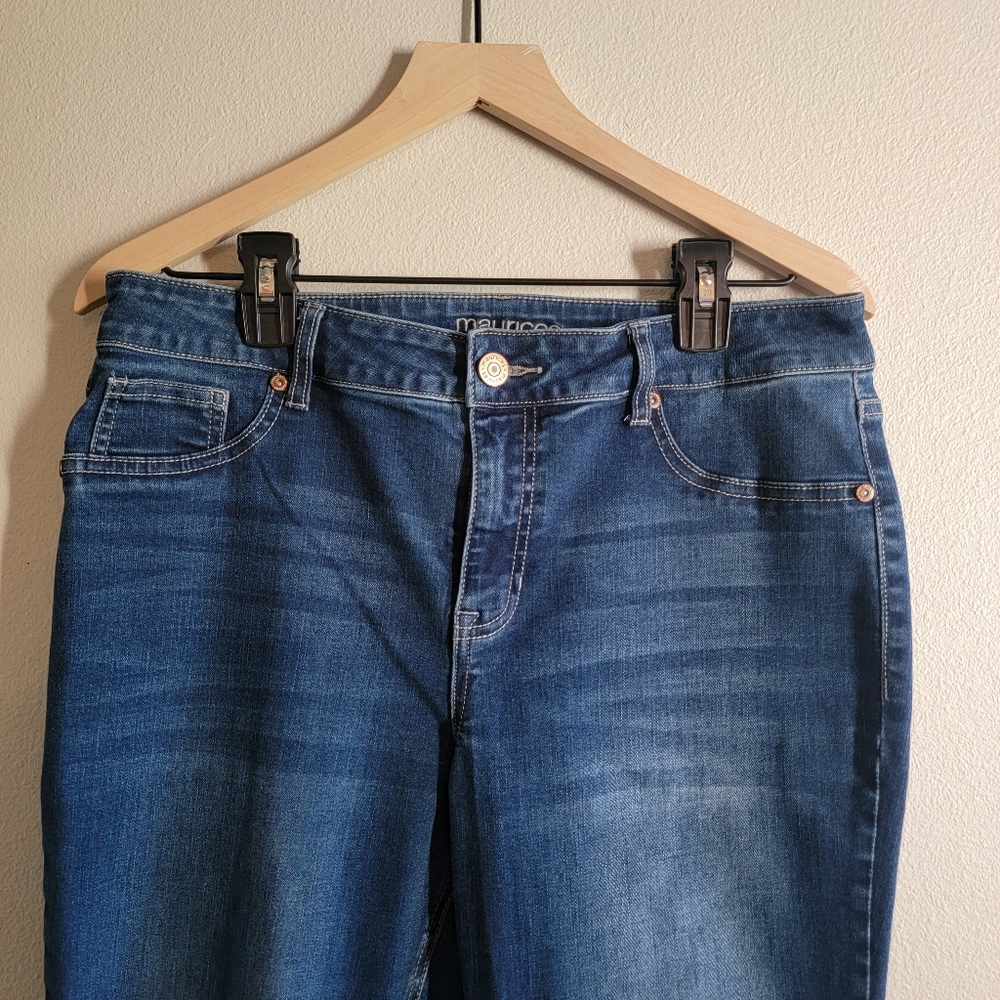 Maurices stretch denim, L Reg, Med/light wash